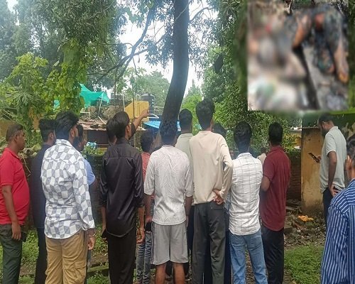 CG CRIME : कॉलोनी में मिली महिला की अर्धनग्न जली लाश, इलाके में फैली सनसनी